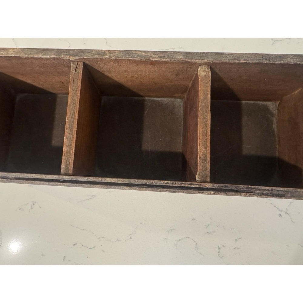 Vintage Carved Wood Box 3 Slot Farmhouse Kitchen Holder/Organizer Rustic Decor - Picture 8 of 15